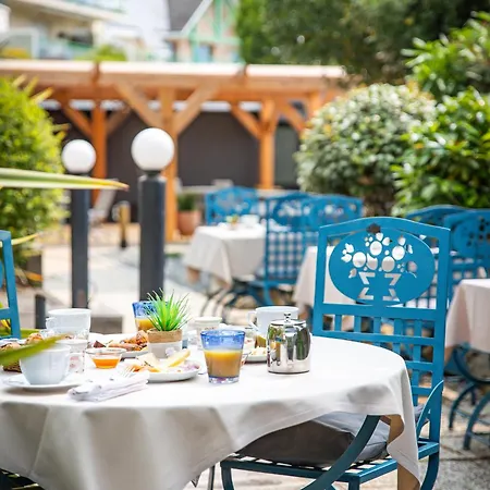 De Charme Le Sud Bretagne Hotel 4*