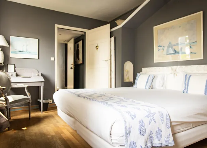 De Charme Le Sud Bretagne ポミシェ