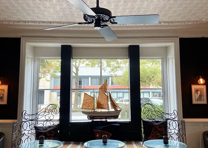 De Charme Le Sud Bretagne ポミシェ