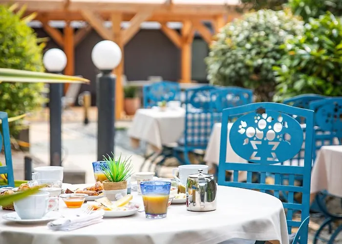 De Charme Le Sud Bretagne Hotel 4*